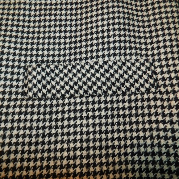 SAG HARBOR PETITE~ WOOL ZIPPER SHIFT DRESS IN HERRINGBONE BLK & WHITE ~SZ 10p - Picture 3 of 6